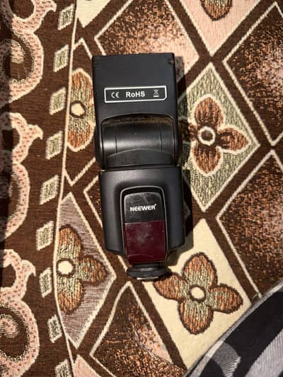 Flashlight of camera  TT520 speedlite