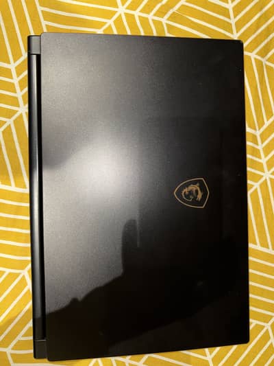 MSI Stealth thin 8RF GS65