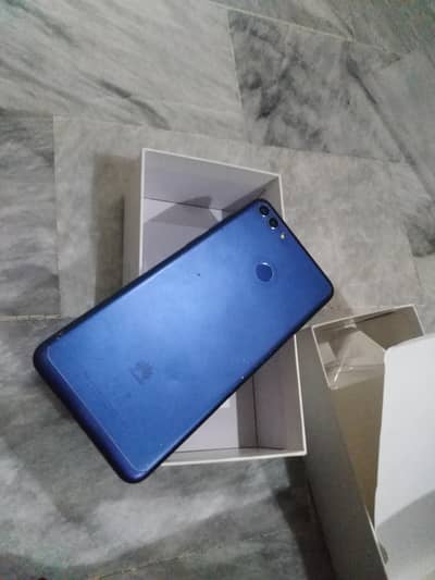 Huwaei Y9 2018 With Box
