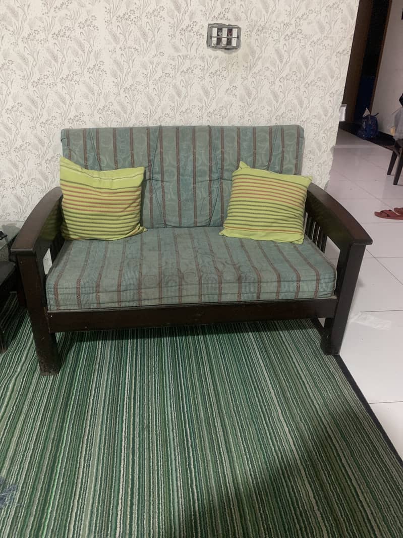 2 seater sofa 0