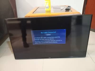 Samsung 40" LED TV (Series 5) - Full HD - With Wall & Table Stands