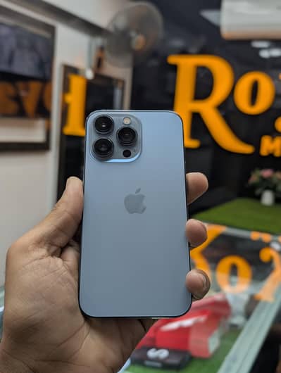 Iphone 13 pro 256 gb dual physical pta approved  lush waterpack phonee