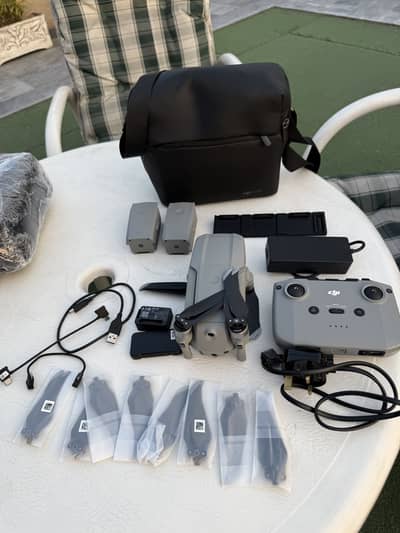 Mavic air 2 fly more combo mint condition