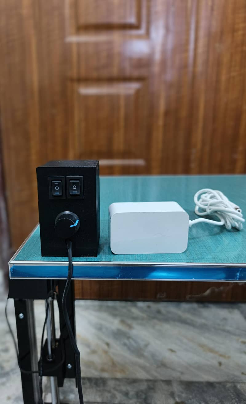 DIY Height Adjustable Table Using Screw Rod 4