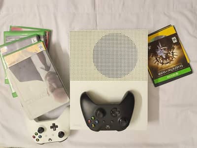 XBOX ONE S 1TB OFFICIAL USA VARIENT w/t Games