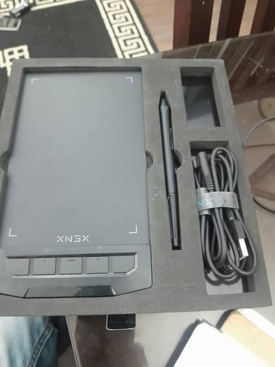 Graphic Design writing tablet with Battery free pen and Nibs