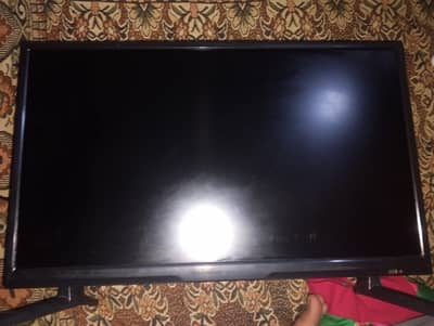 LED TV W2650 ON Condition | Screen Damaged | Cheap Price