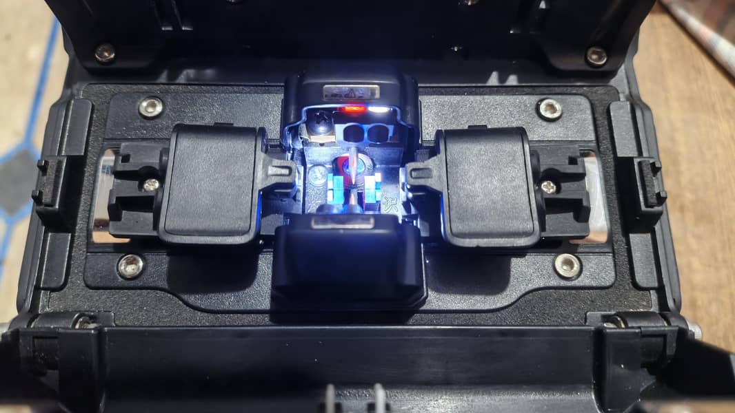 fiber splicing machine 1