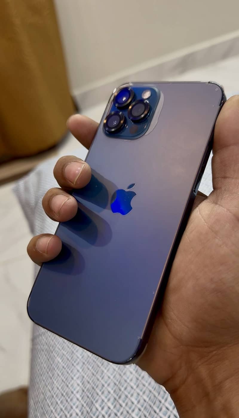 iPhone 12 pro max 0