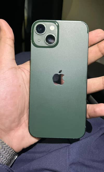 battery helth 90 10/10 condition  water pack hai  4 month sim working