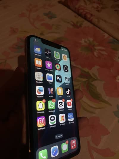 iPhone xsmax 256 Gb pta approved ha Pannel ma shade exchange iPhone