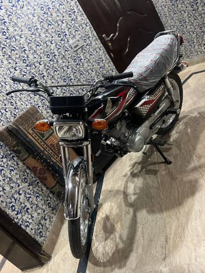 2024 model 125 new Honda  Price 240k