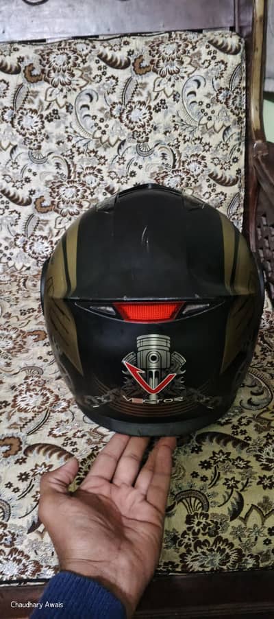 vector helmet