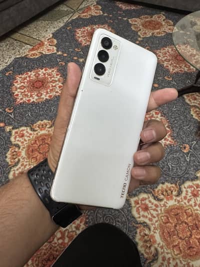 Camon 18p nd huawei y9 prime