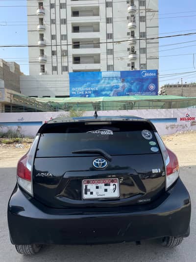 Toyota AQUA 2015 reg 2017