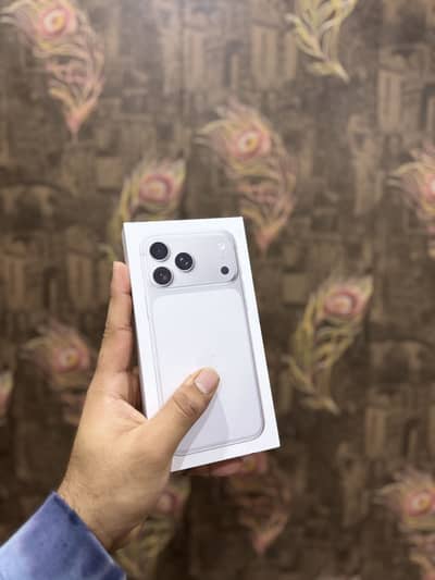 iphone 17 Pro Max 256 GB Silver Factory/ Jv Both Available