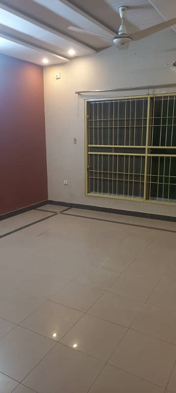 3 marla 1st floor for rent