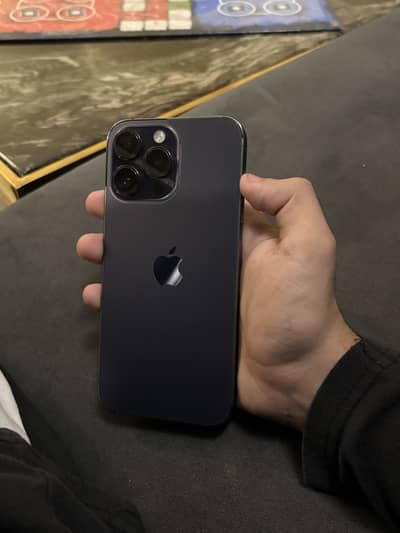 Iphone 14 pro max Deep purple