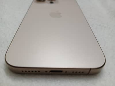 Iphone 16 pro max Desert Titanium