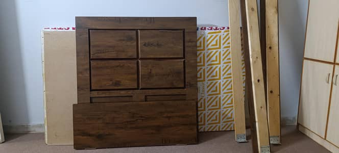 single bed with mattress