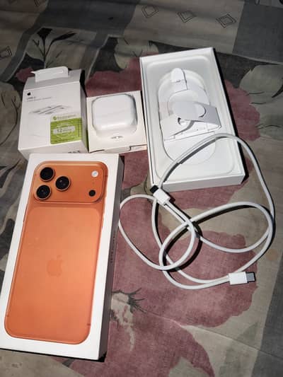 Iphone 17pro max 2Cycle counts Sim Working Perfectly