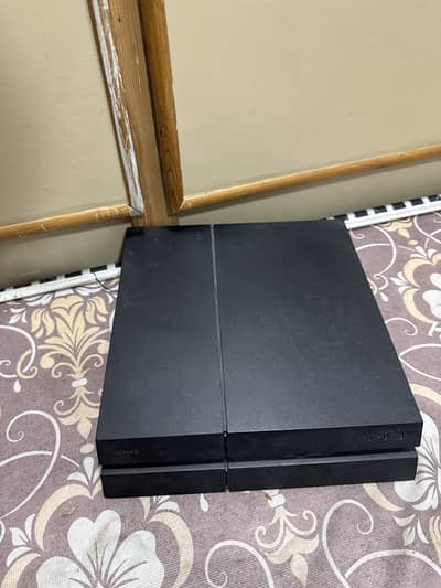 Ps4 fat with orignal controller