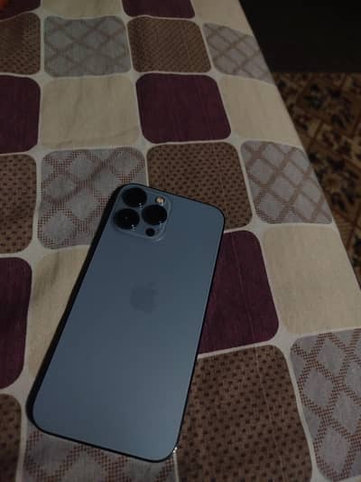 Iphone 13 pro max 256gb with box