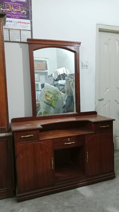 Dressing  table