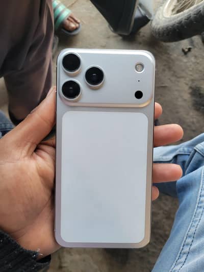 IPhone xs max convert into 17 pro