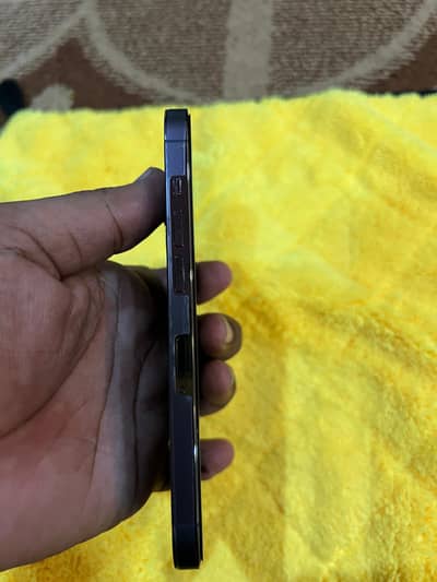 selling 14 pro 256gb dual PTA approved