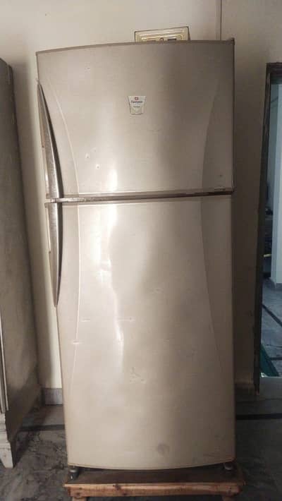 dowlance company Full size frige all okay sirouse buyers