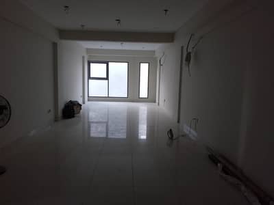 Office for rent 1000 sq feet dha phase 8 Karachi