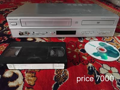 digilogic vcr and dvd player ok and good condition full working