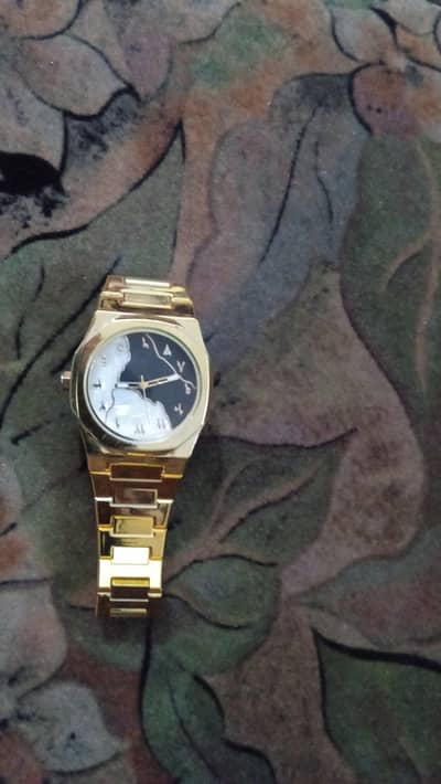 Black Arabic Aura Watch golden edition