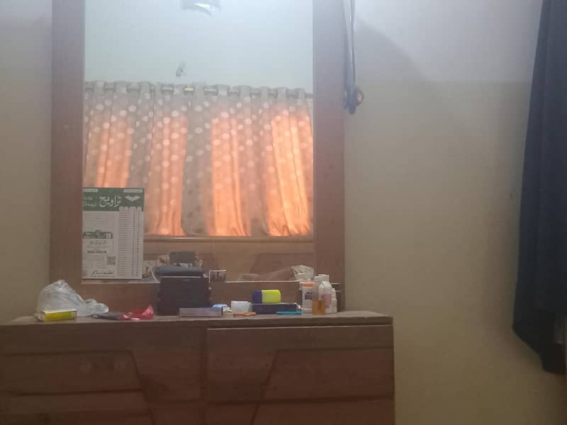 dressing table 1