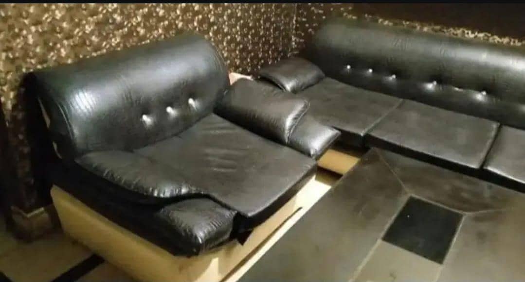 Leather sofas 2