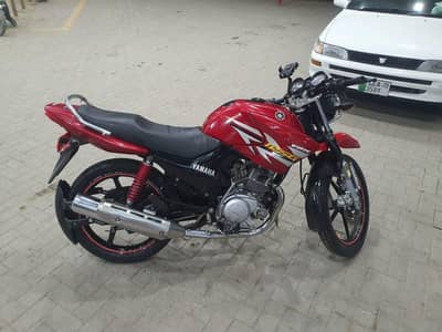 YBR G 2017 model , with number plate and papers , all set self start