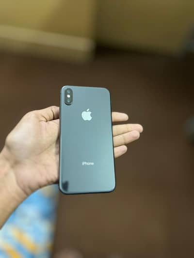 iphone x 10/10 condition read description.