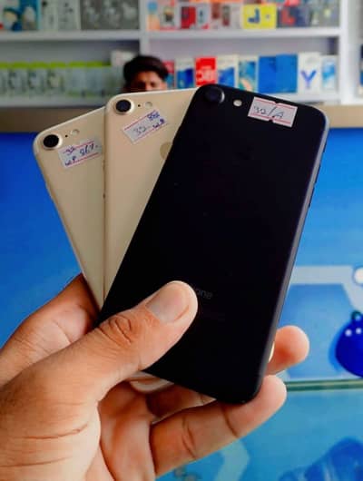 iphone 7 PTA approved 128gb my wtsp/0341-68;86-453