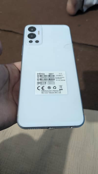 11 gb ram 128 storage very good condition  Whatsapp number 03488336213