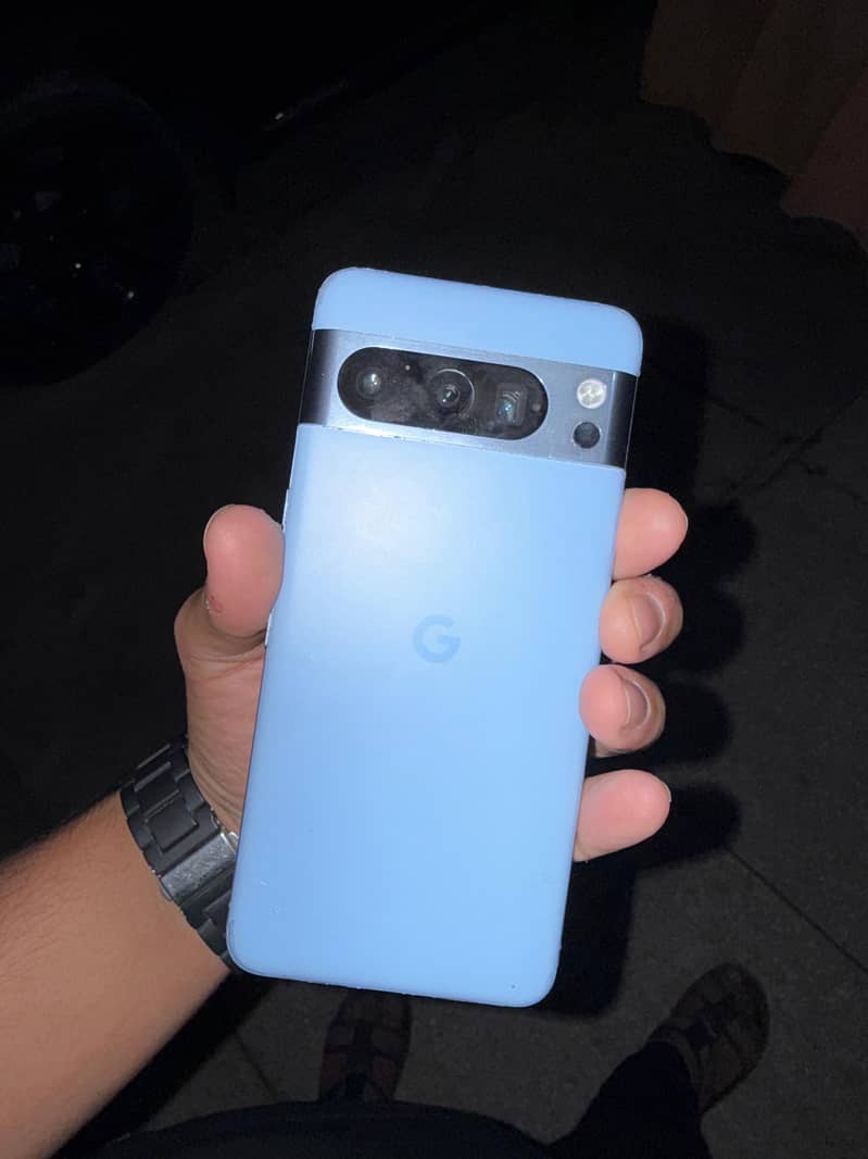 Google pixel 8 pro 2