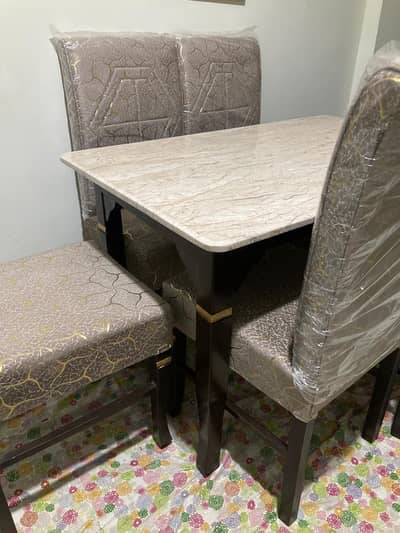 Luxury dinning table