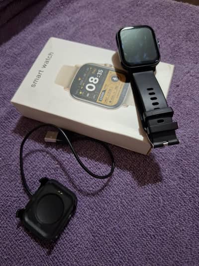 Elegant Smart Watch – Digital Fitness Watch for Men & Women