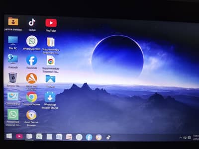 chrome book just 5 month I use new  condition