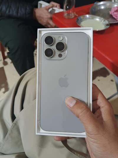 iphone 16 pro max HK