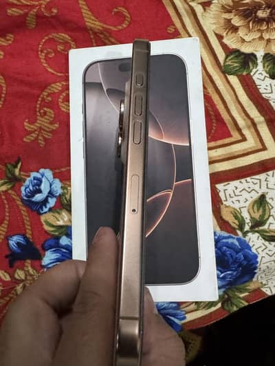 iPhone 16 pro – desert Titanium with box 256 GB