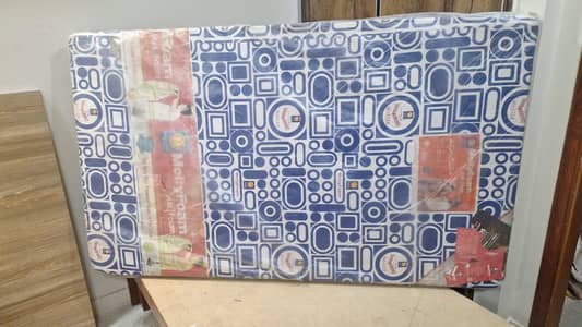 molty foam mattress for sale almost new