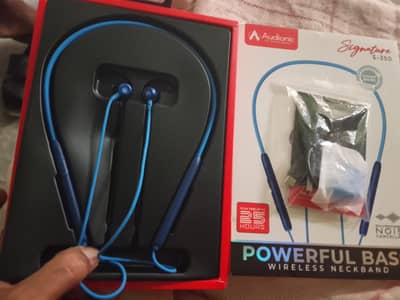 Aoudinic neckband  signature  s 350