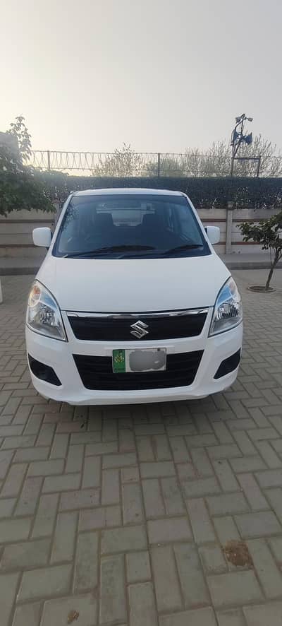 wagon R lush car Plus very well rate