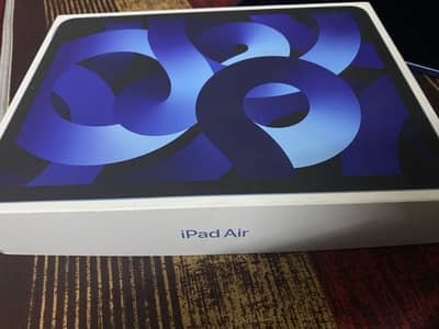 iPad Air 5th generation M1 chip 64gb 10/10 condition